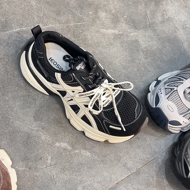 402542105黑色37码