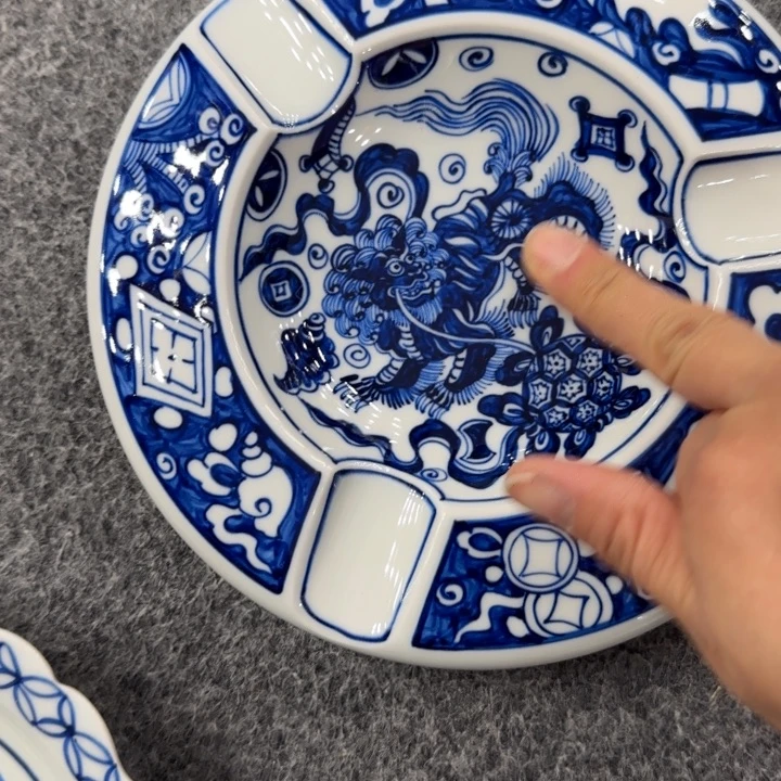 玩***对景德镇手工手绘陶瓷