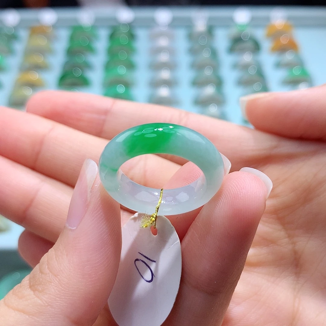 未镶嵌戒指翡翠10圈