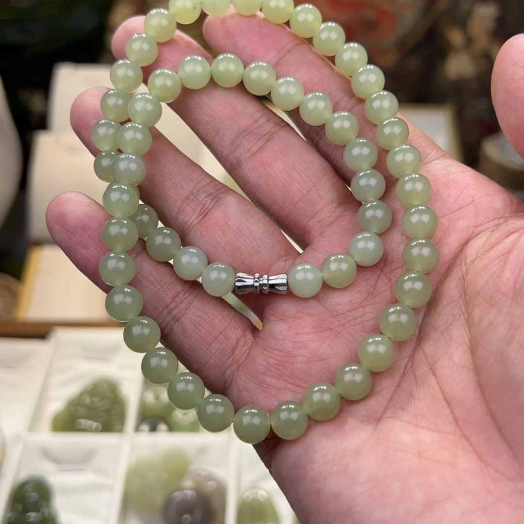 和田玉吊坠(不含链)未镶嵌小**子卡8