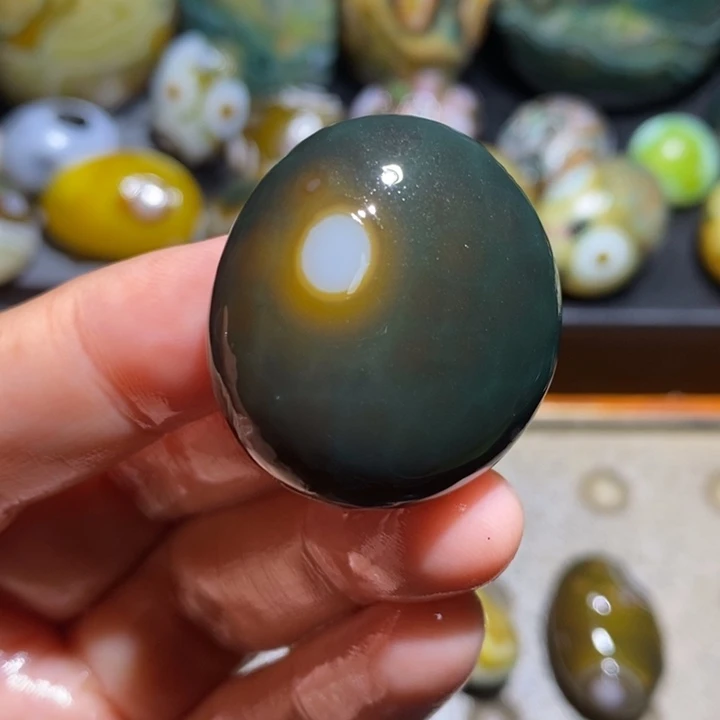 未镶嵌玛瑙/玉髓珠宝半成品143