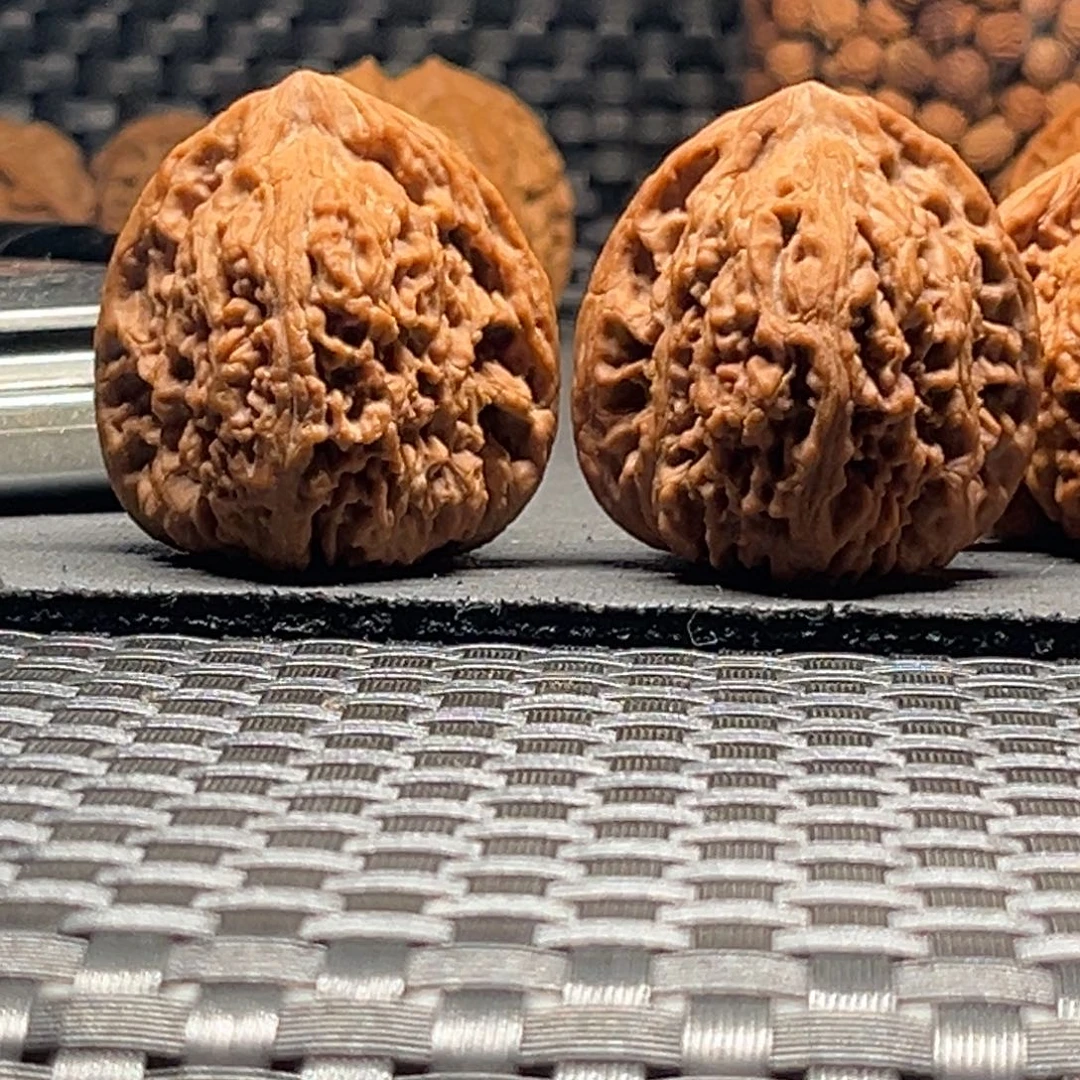 吊坠文玩核桃42炮弹凹底