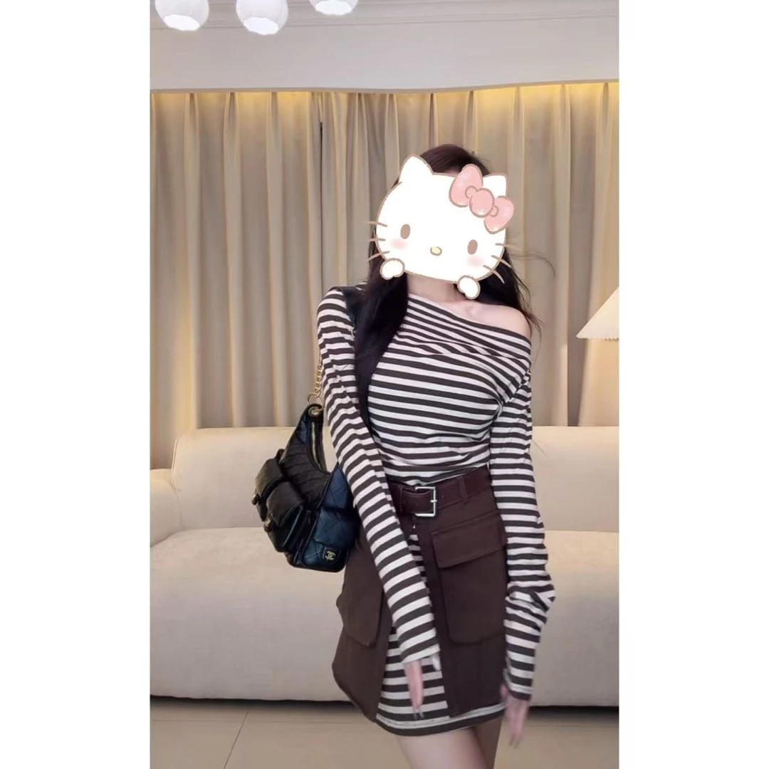 A605 早秋气质洋气减龄套装款斜领条纹长袖T恤高腰半身裙3件套