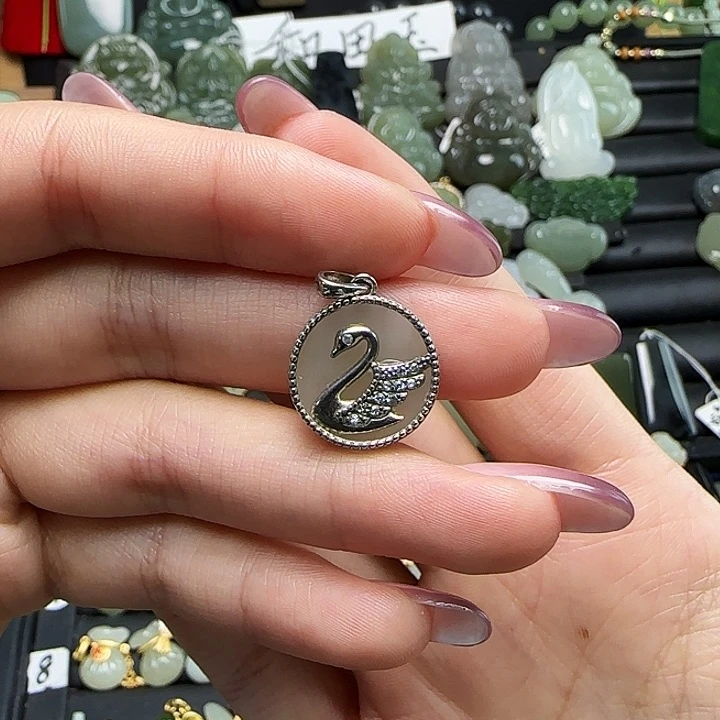 颈饰银S925镶嵌和田玉