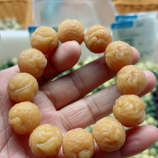 白玉菩提吊坠精品18风化凤九手串