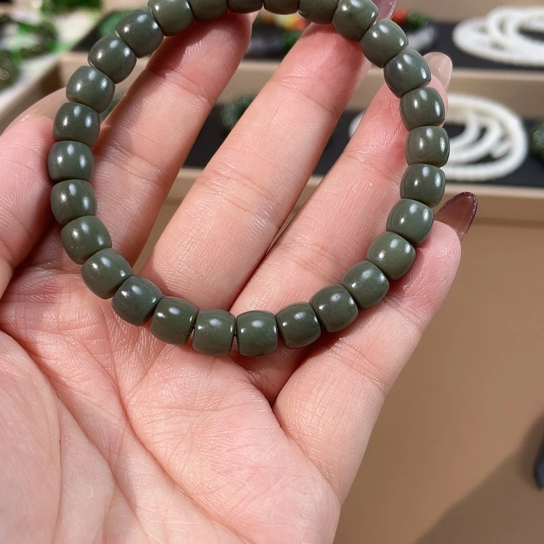 和田玉手链未镶嵌8.0