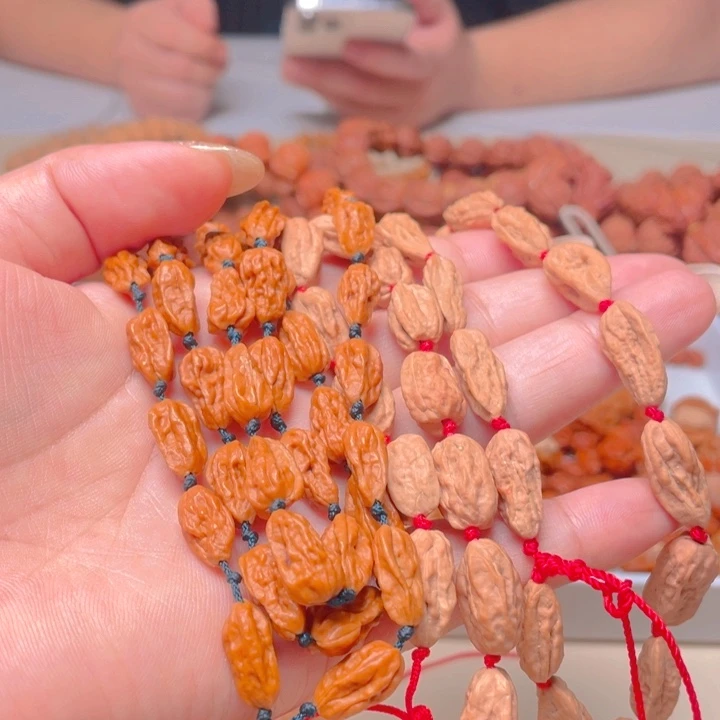 林***文玩核桃吊坠小异形