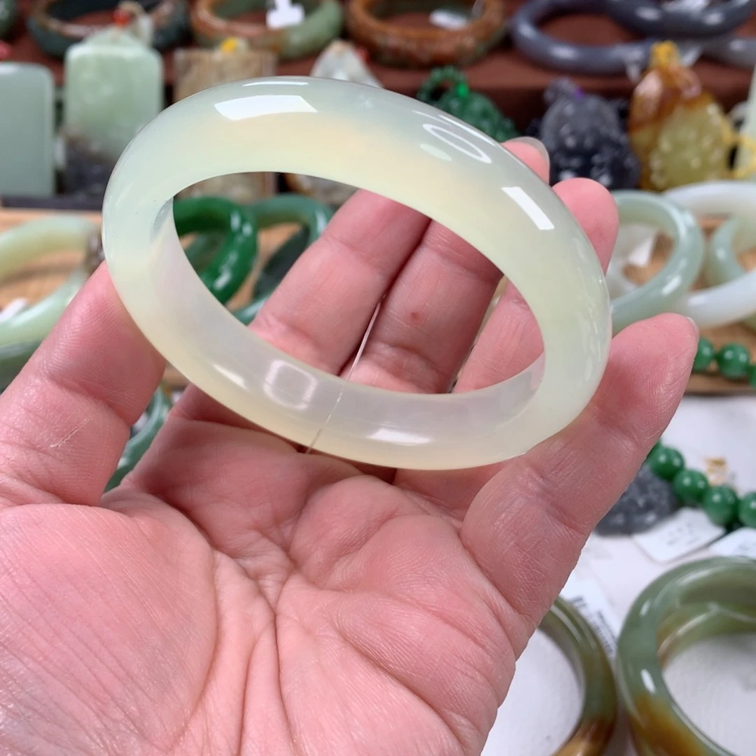 岫玉手镯未镶嵌59.9口径