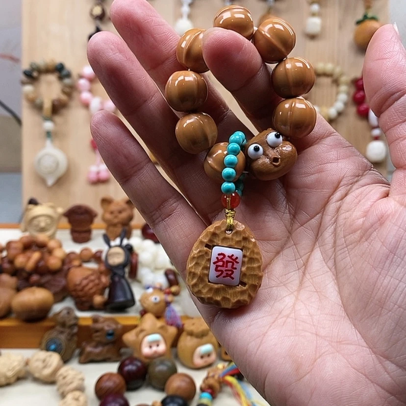 【闪购商品】紫金鼠吊坠开****好猴头鲨鱼背发字手捻