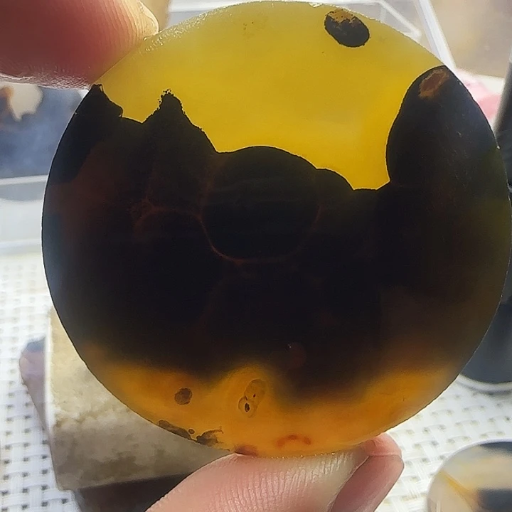玛瑙/玉髓未镶嵌珠宝奇石