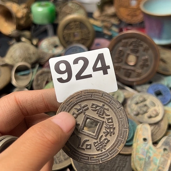 用***2铜复古文创工艺品
