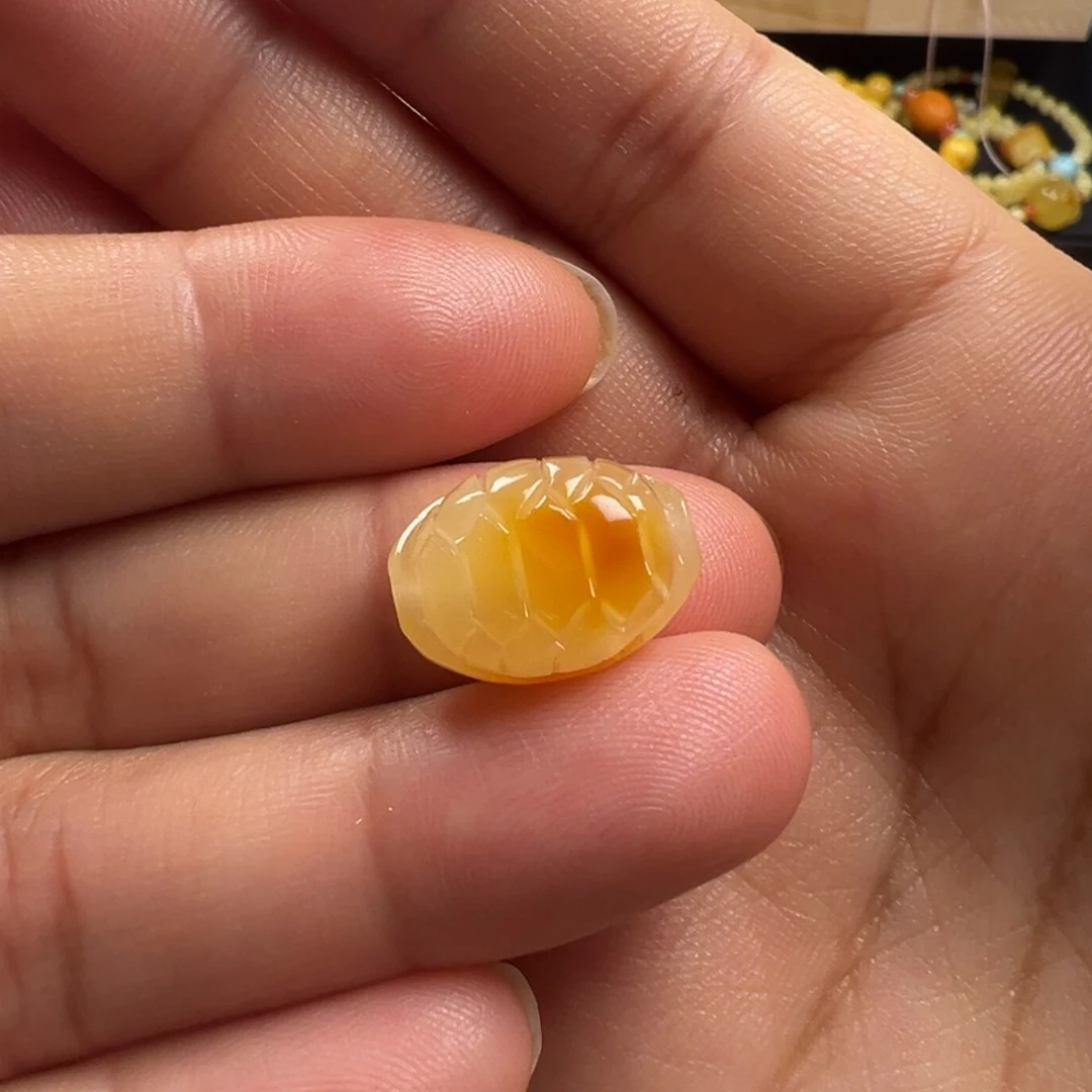 蜜蜡颈饰未镶嵌富甲