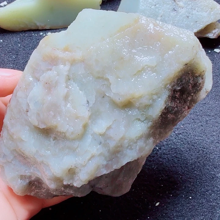 和田玉（糖玉）未镶嵌珠宝半成品