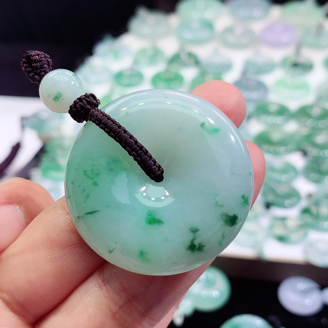 颈饰未镶嵌翡翠面包