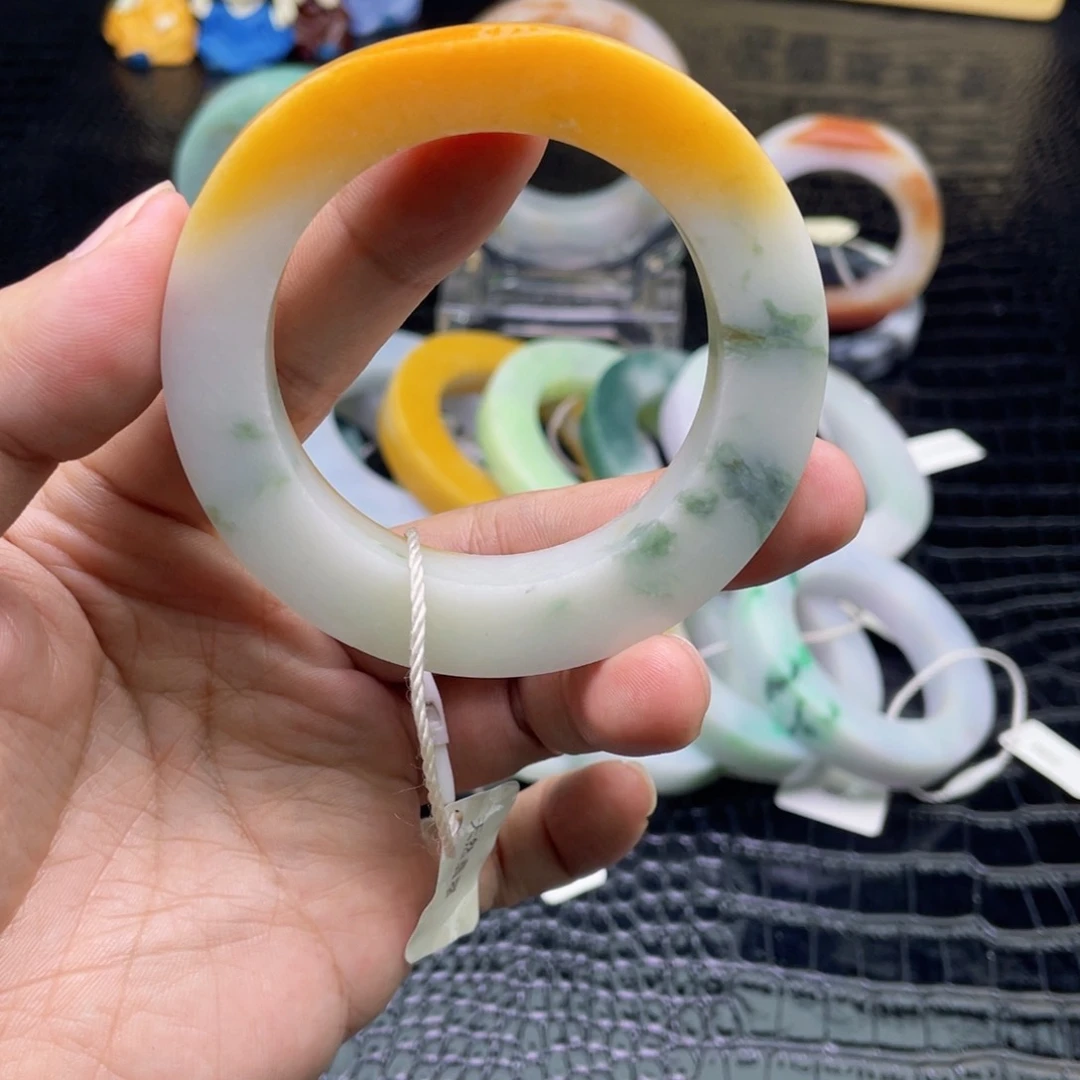 未镶嵌翡翠定制翡翠