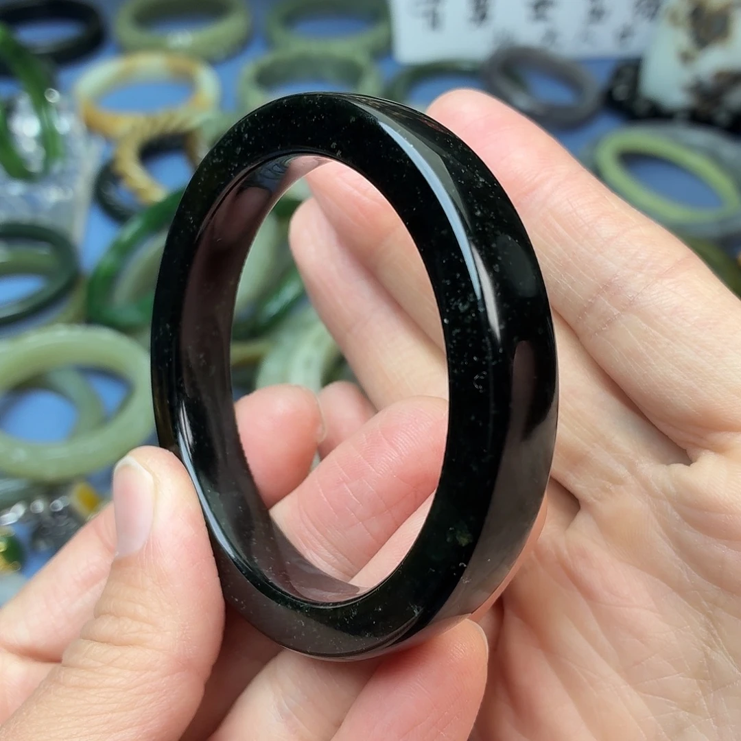 和田玉（青玉）未镶嵌手镯圈口58.7mm 飘绿花