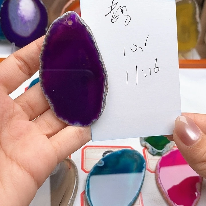 鹊***缘合金颈饰玛瑙/玉髓