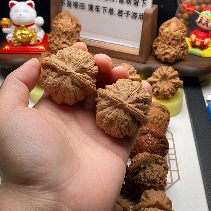 桃核吊坠大粗筋全品