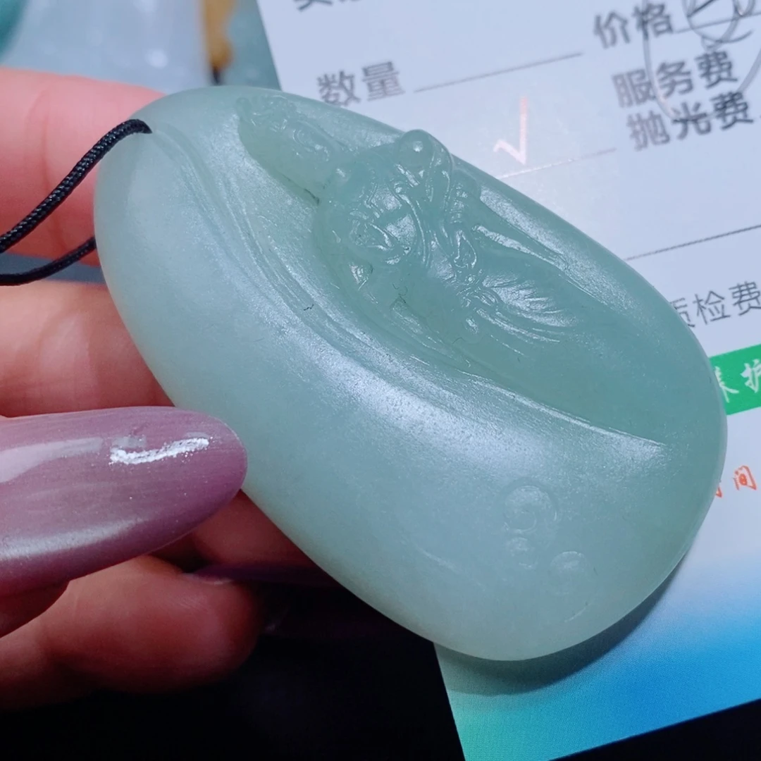 定制翡翠未镶嵌吊坠