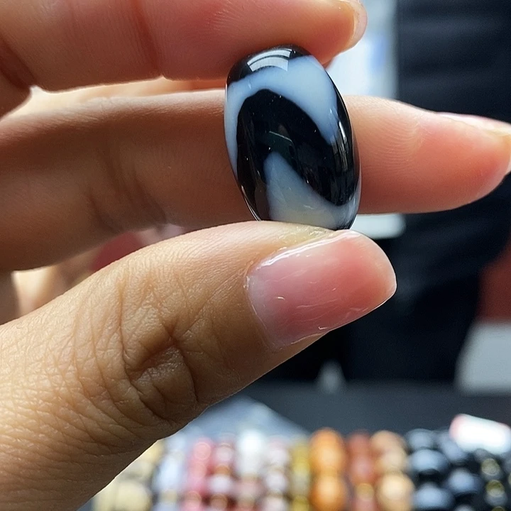 玛瑙/玉髓合金颈饰