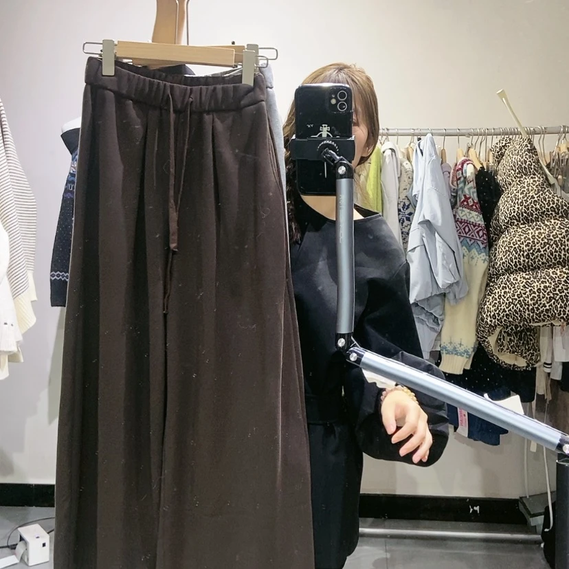 【闪购商品】咖色裤子