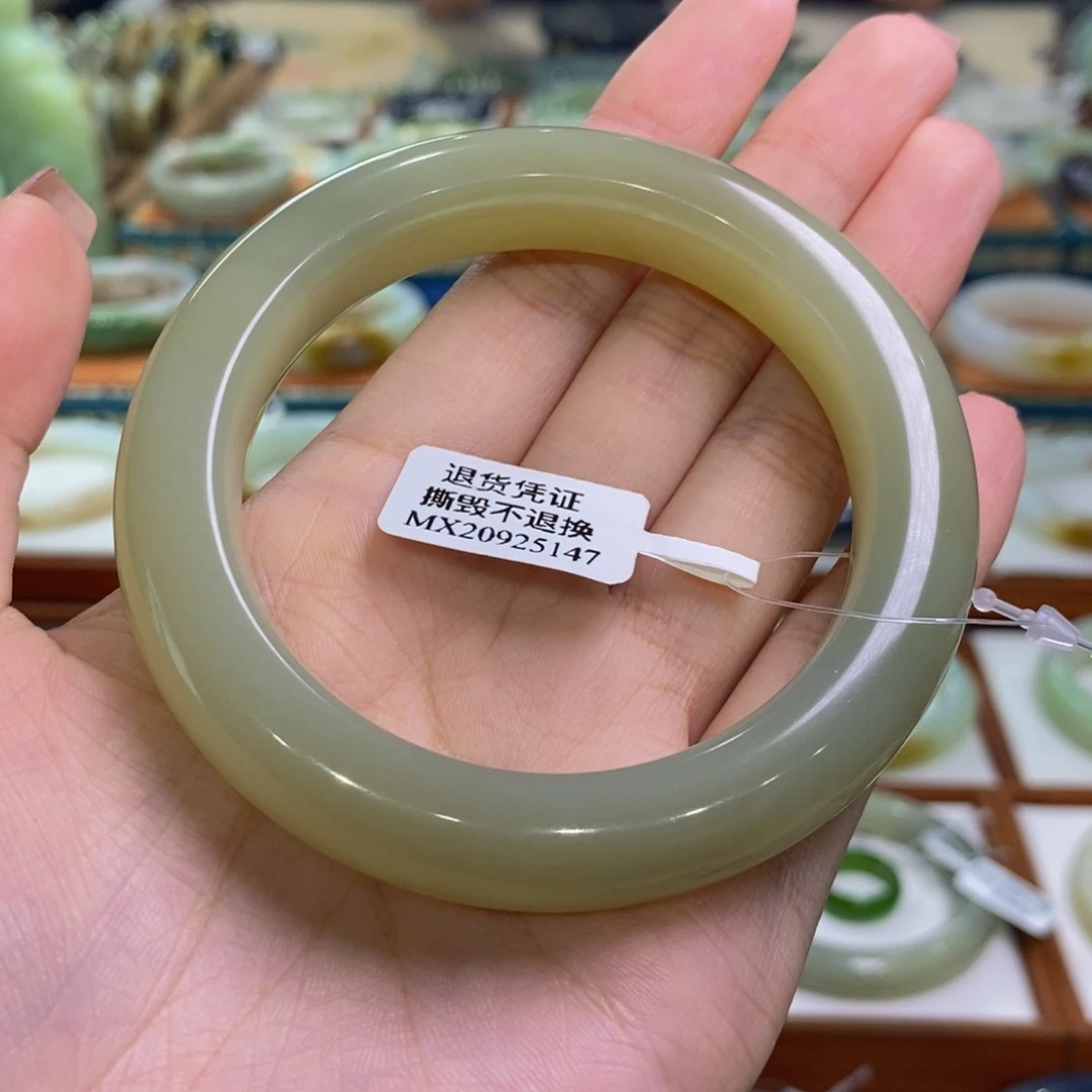 未镶嵌手镯和田玉且末黄口飘青花58/59