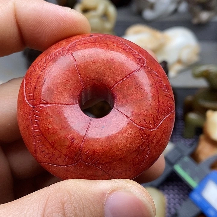 未镶嵌蛇纹石玉颈饰
