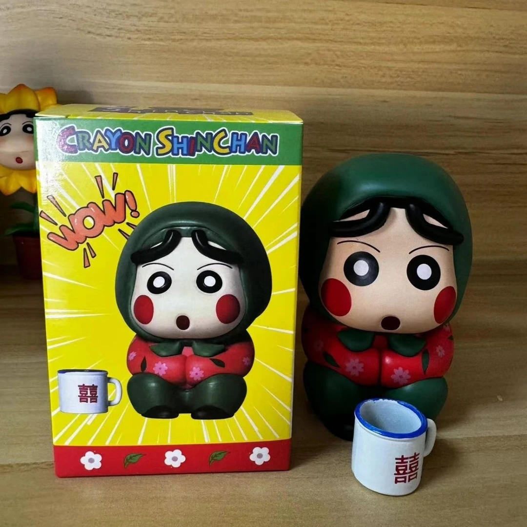 蜡笔小新cos东北花袄涂装可爱村花礼物手办桌面装饰车载摆件杯子