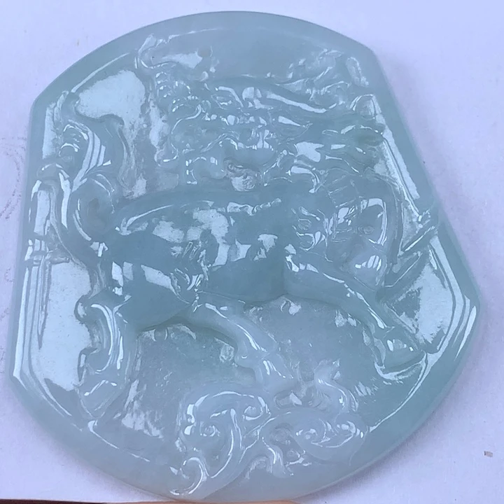 颈饰未镶嵌翡翠麒麟