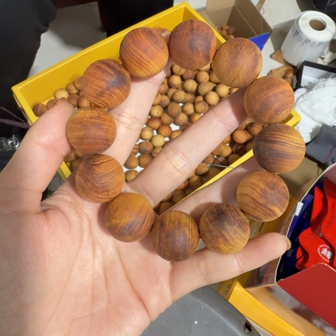 德***珍柏木（崖柏）2.0黑油毛珠