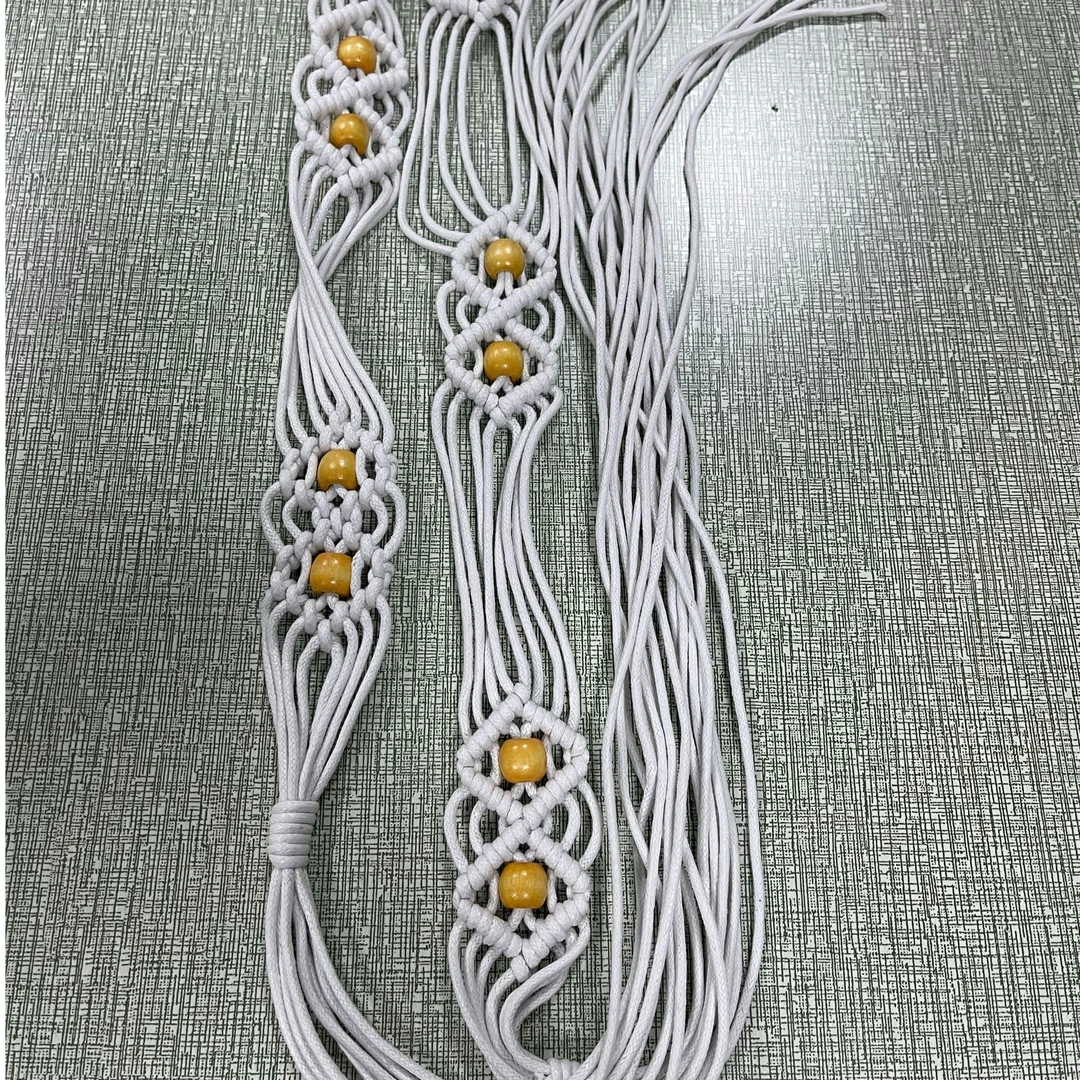 雾散风起  寒潭花影  品茗赏花 气质女装连衣裙搭配腰带