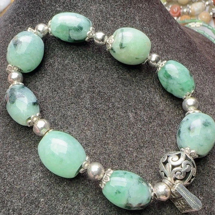 翡翠未镶嵌颈饰天然A货20