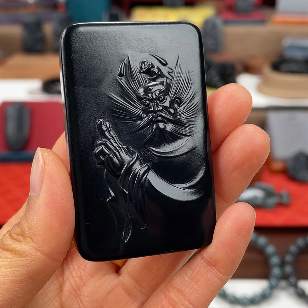 L***e和田玉未镶嵌颈饰精工体验价69.1克左右