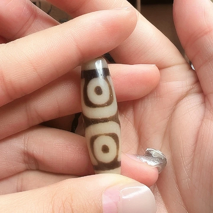 玛瑙/玉髓颈饰未镶嵌快***孩