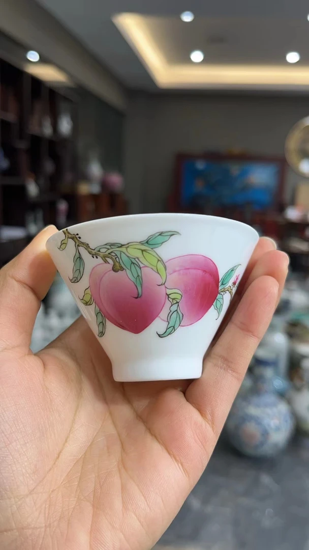 景德镇陶瓷粉彩桃子斗笠杯194y