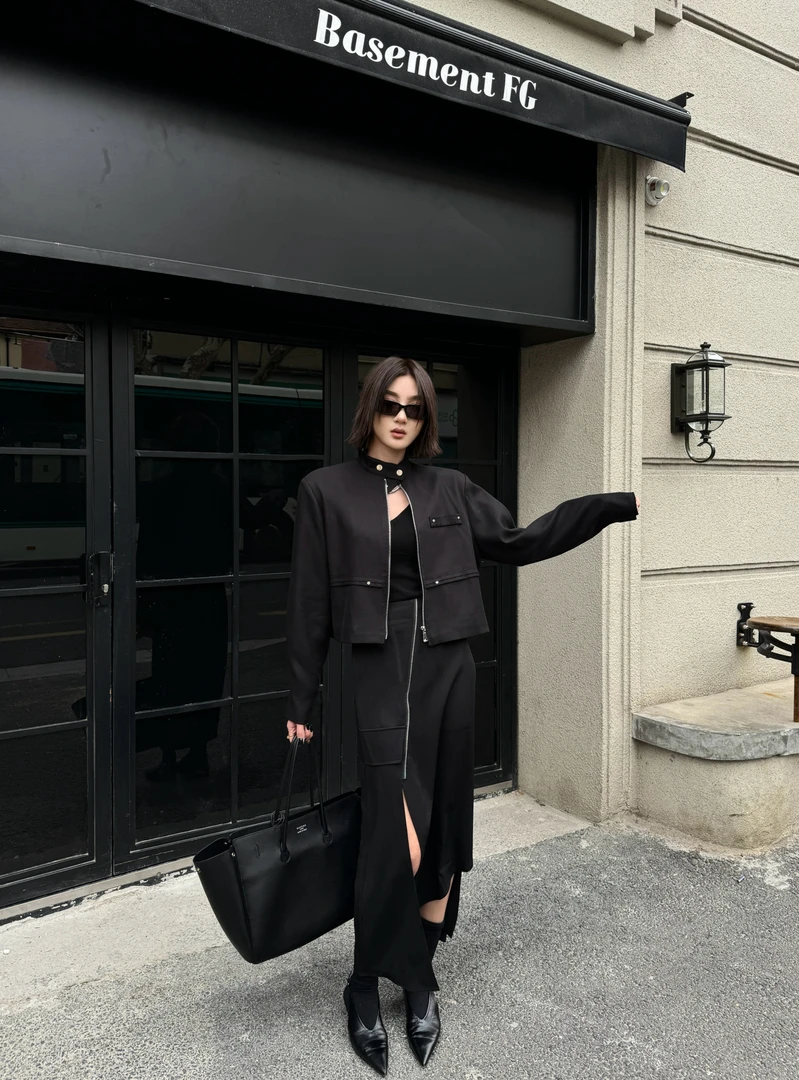 邓蕾婷【型动派】春季新款显瘦气质高腰开叉不规则半身裙