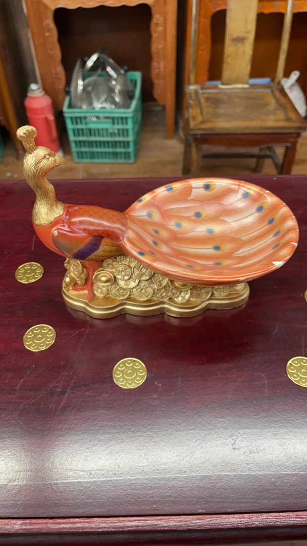 李居明孔雀聚宝盆摆件