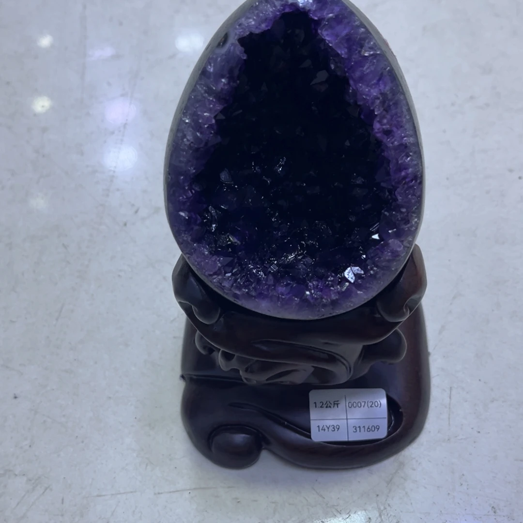 紫晶大型摆件（非配饰）未镶嵌晶