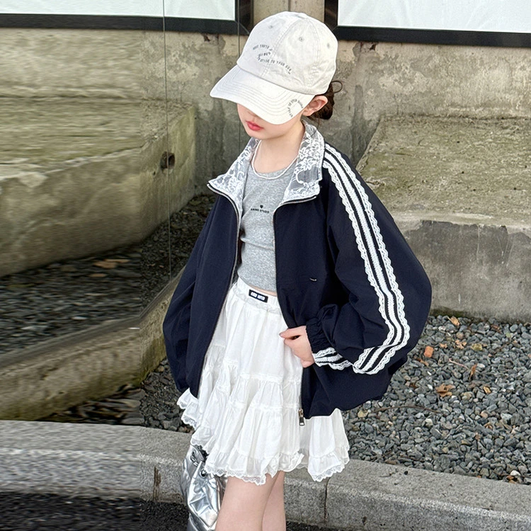 女童外套春季新款女大童学生休闲运动上衣春秋款儿童洋气冲锋衣潮