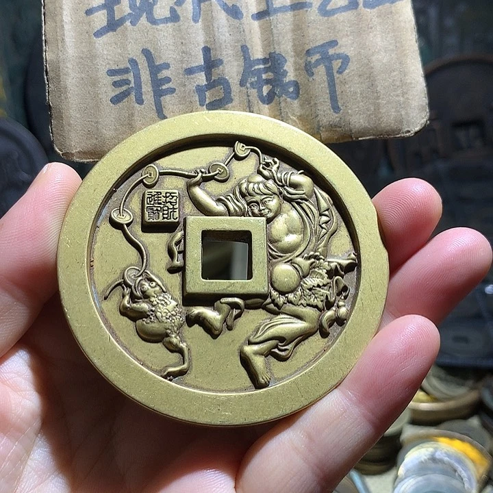 铜有**义现代工艺品老铜翻砂