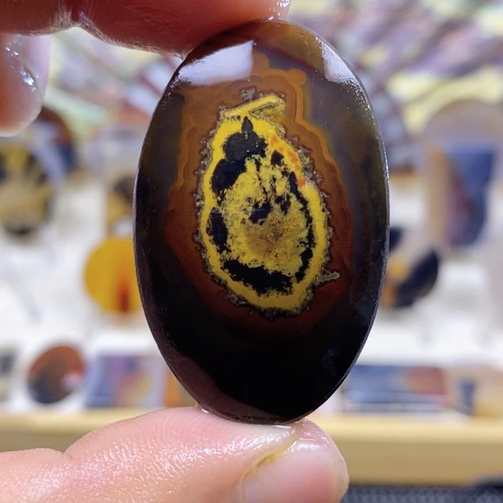 玛瑙/玉髓颈饰未镶嵌