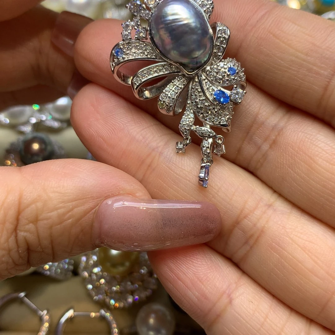 颈饰银S925镶嵌海水珍珠