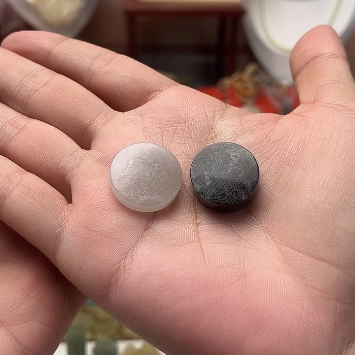 颈饰未镶嵌和田玉小圆牌