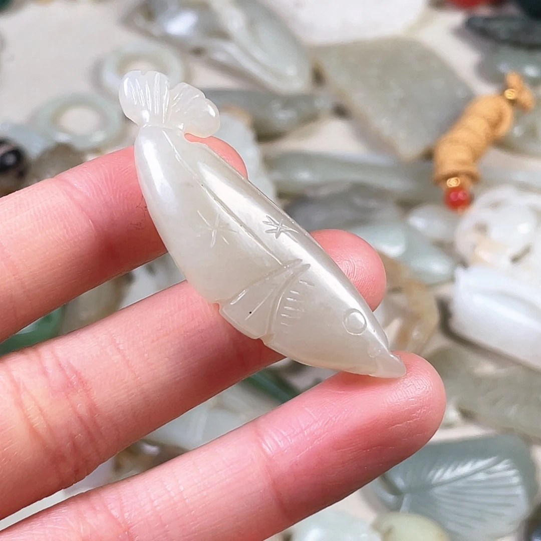 和田玉（糖玉）颈饰未镶嵌