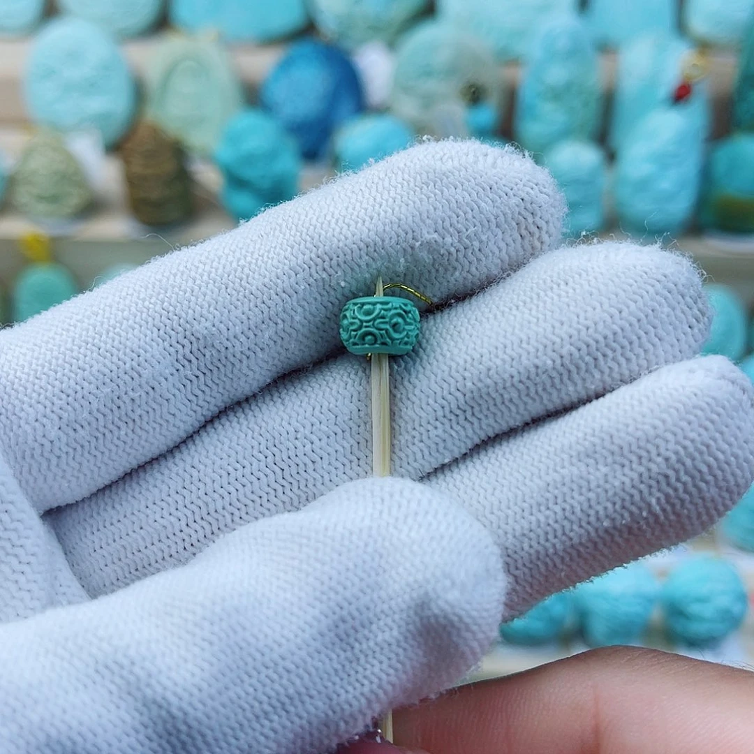 未镶嵌绿松石珠宝奇石