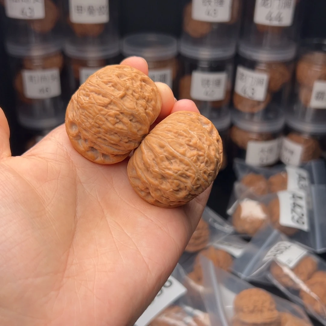 文玩核桃吊坠铄****爸铁锤