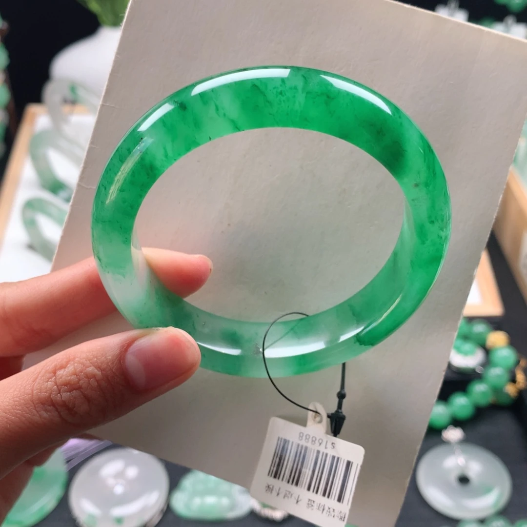 石英质玉未镶嵌手镯