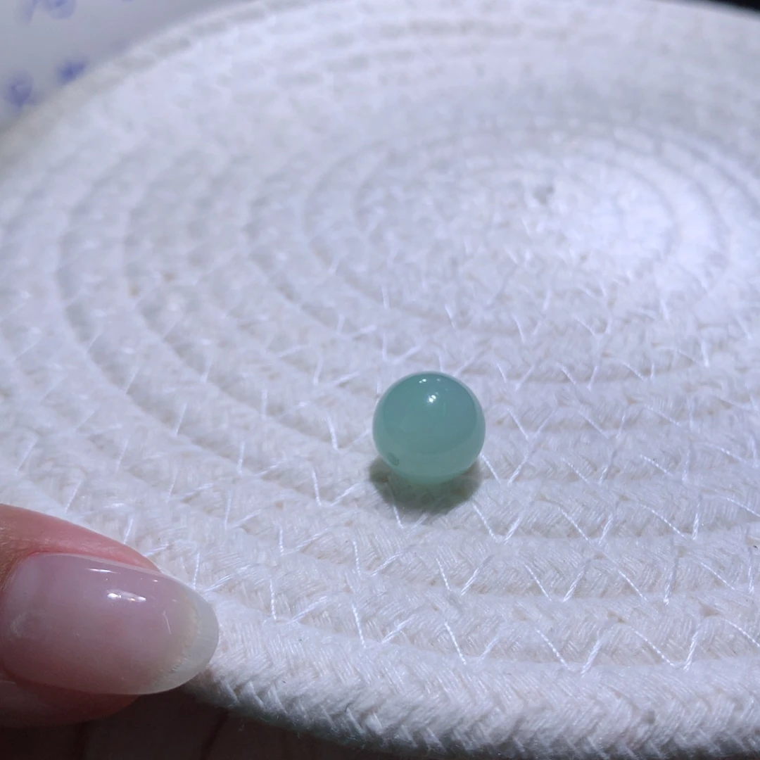 散珠翡翠特价果绿卡11