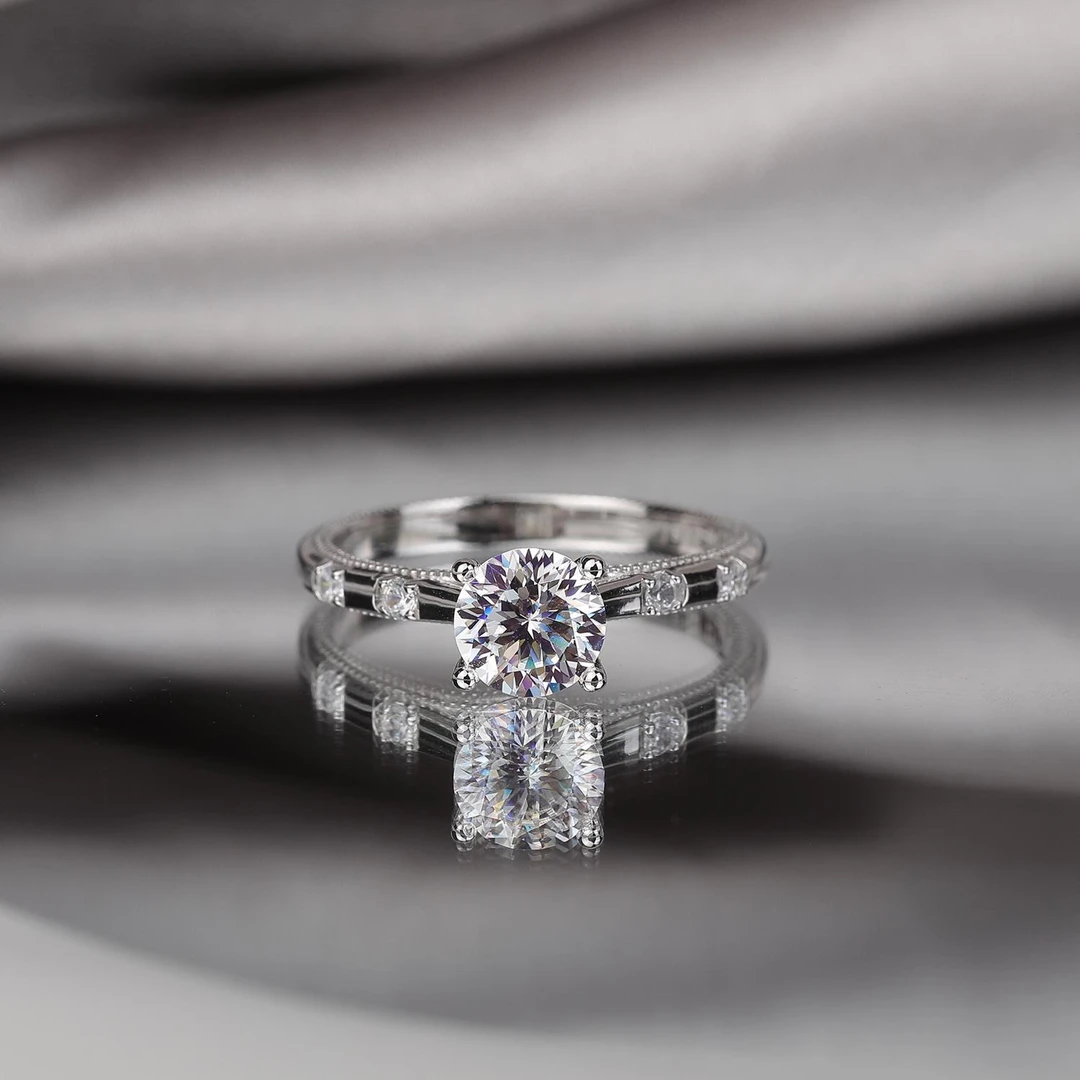 925银莫桑石银制品 【海堂女戒】1克拉-2克拉     时尚/合成碳硅石