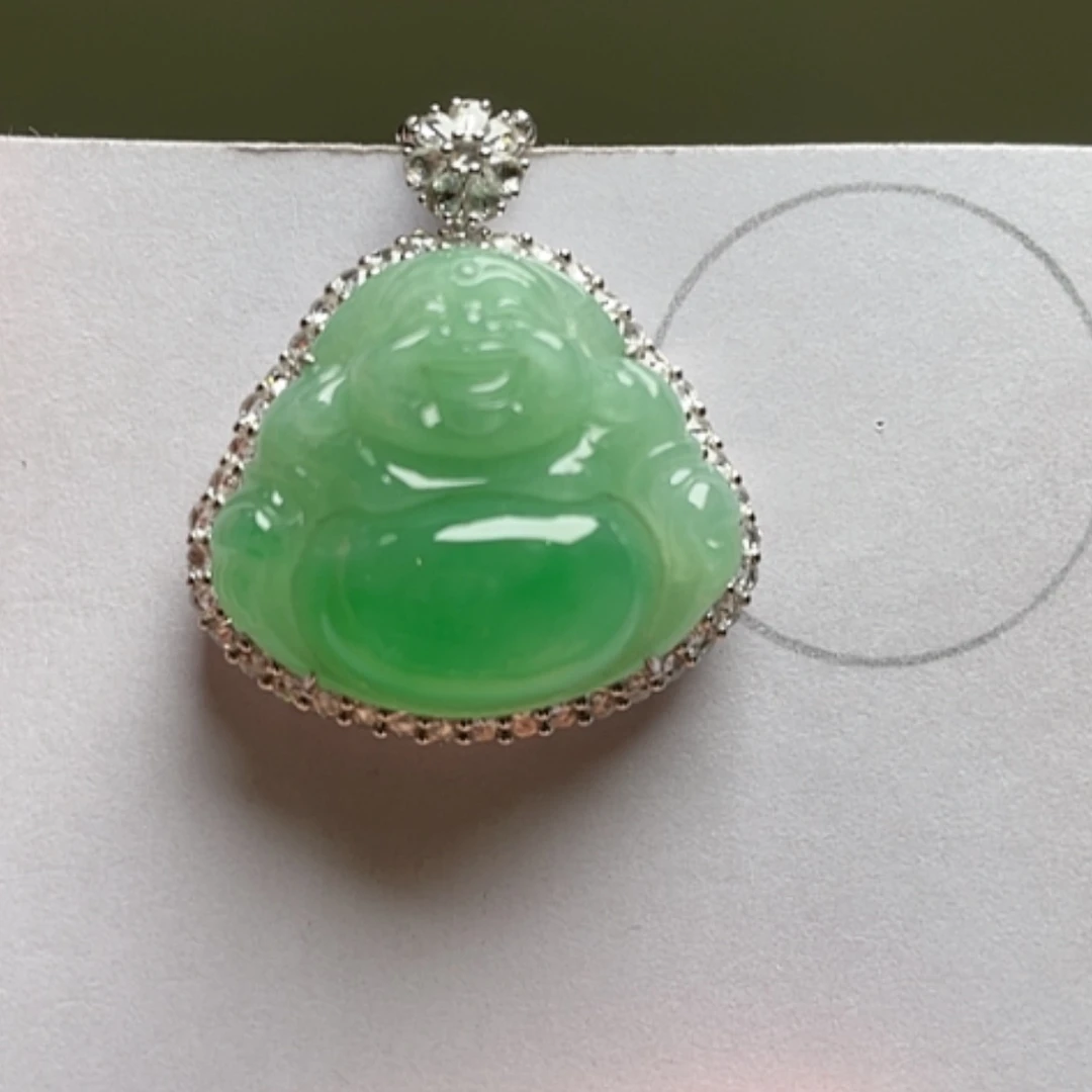 【闪购商品】吊坠(不含链)18K金镶嵌翡翠